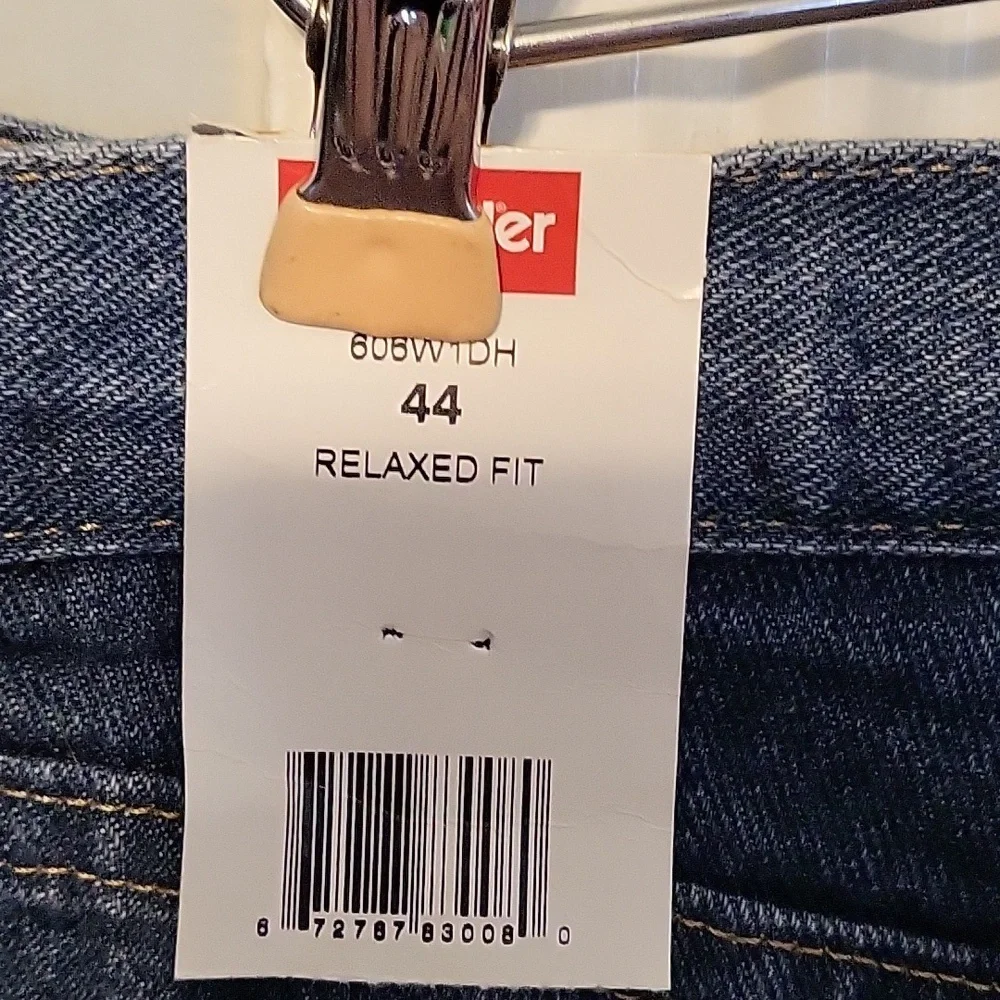 NWT Wrangler Relaxed Fit Denim Jean Shorts